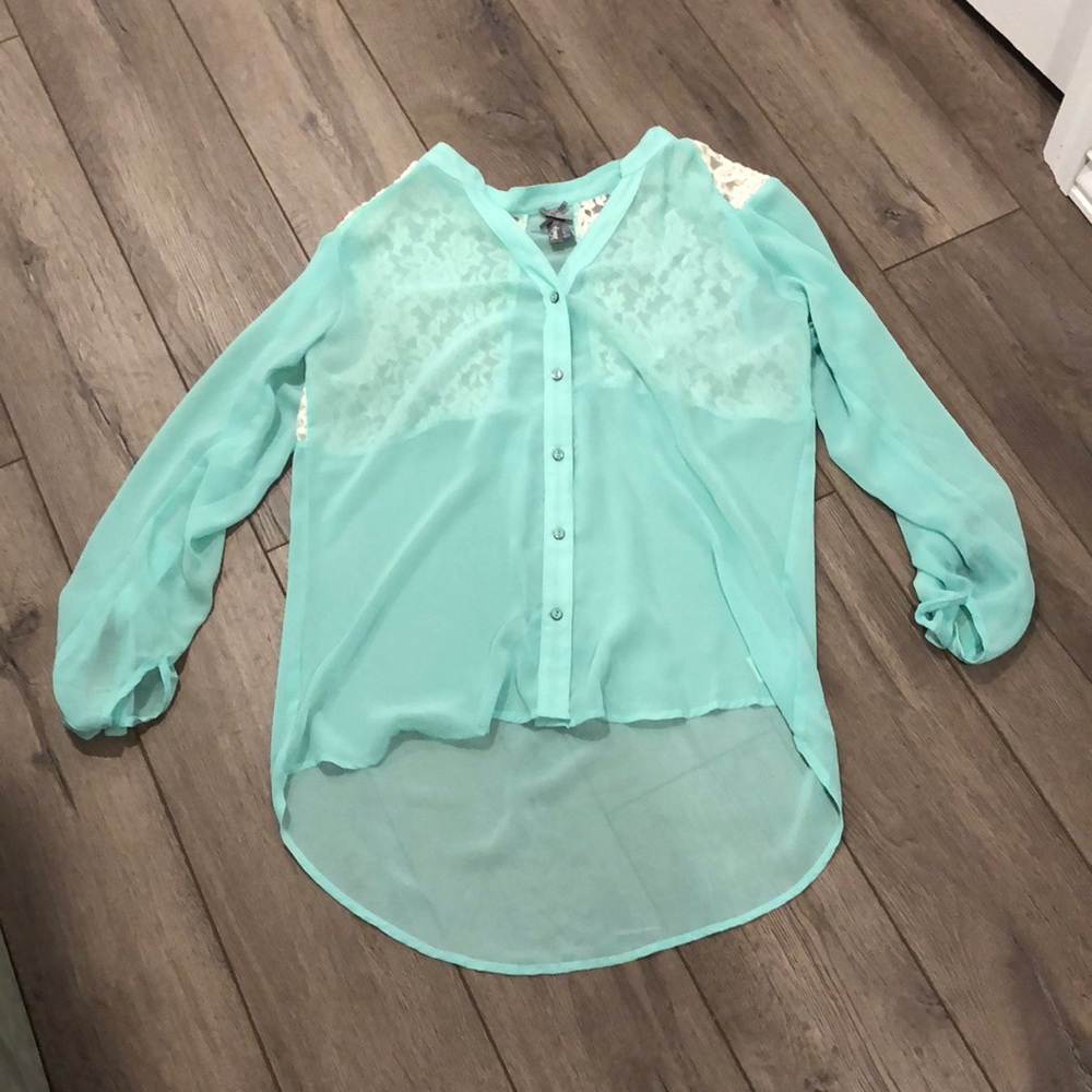 Vanity teal sheet button down